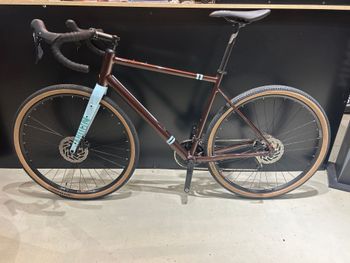 Used Wilier Jaroon SHIMANO GRX RX400 2X10S 2025 2025 Road & Gravel, Black — image 2 of 8