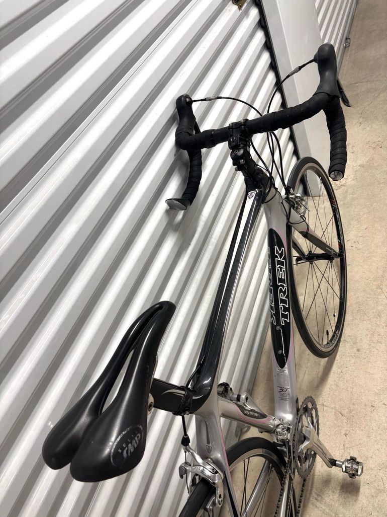 Used Trek Madone 5.1 WSD 2008 2008 Road & Gravel, Light Gray — image 6 of 16
