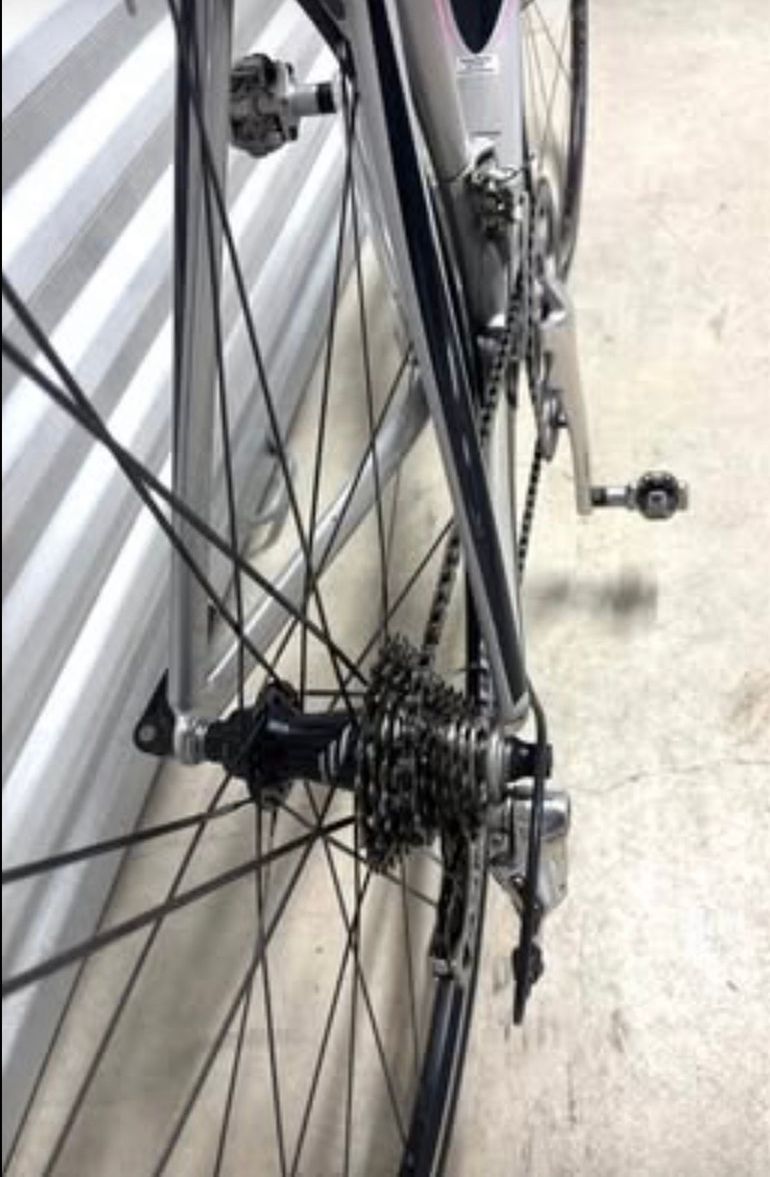 Used Trek Madone 5.1 WSD 2008 2008 Road & Gravel, Light Gray — image 4 of 16