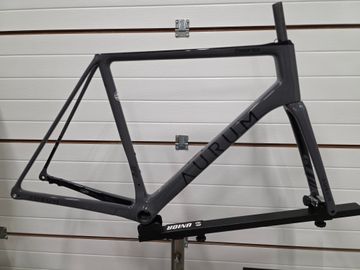 Tweedehands Aurum Essentia Frameset 2025 Road & Gravel — afbeelding 2 van 7