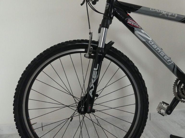 Used 2 Danger Squadra Shimano Deore XT 2003 Mountainbike — image 10 of 12