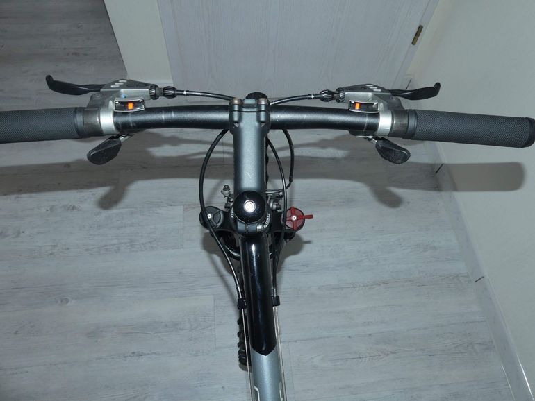Used 2 Danger Squadra Shimano Deore XT 2003 Mountainbike — image 11 of 12