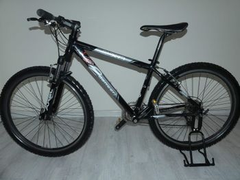 Used 2 Danger Squadra Shimano Deore XT 2003 MTB