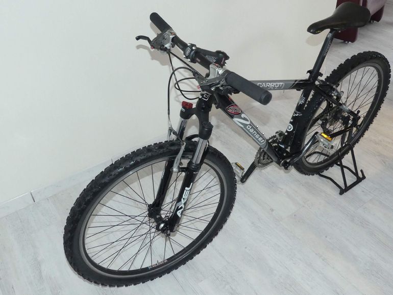 Used 2 Danger Squadra Shimano Deore XT 2003 Mountainbike — image 3 of 12