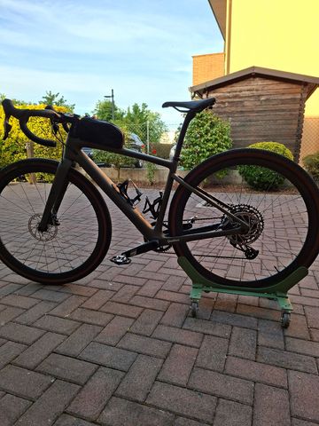 Specialized Diverge SRAM Apex 2025 Road & Gravel usato