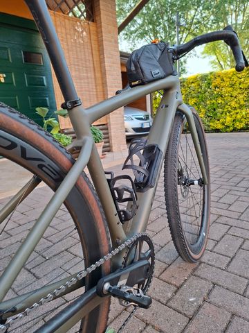 Tweedehands Specialized Diverge SRAM Apex 2025 Road & Gravel — afbeelding 2 van 5