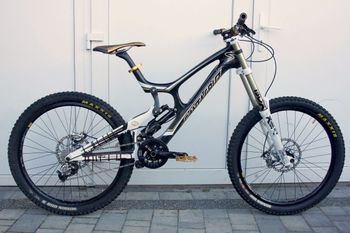 Santa Cruz, V10.4 Carbon CC / 26 2011