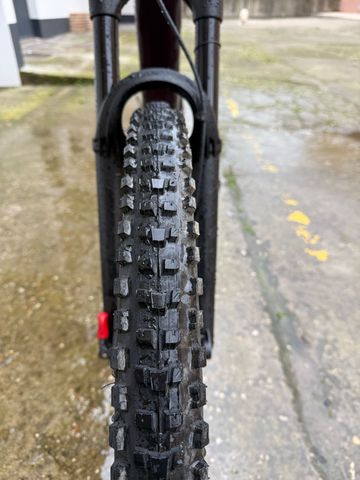 Orbea RISE H10 2024 2024 Mountainbike usato, Viola — immagine 7 di 13