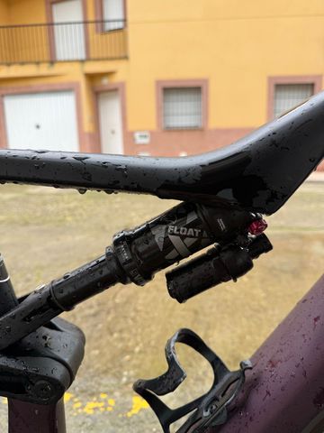 Orbea RISE H10 2024 2024 Mountainbike usato, Viola — immagine 9 di 13