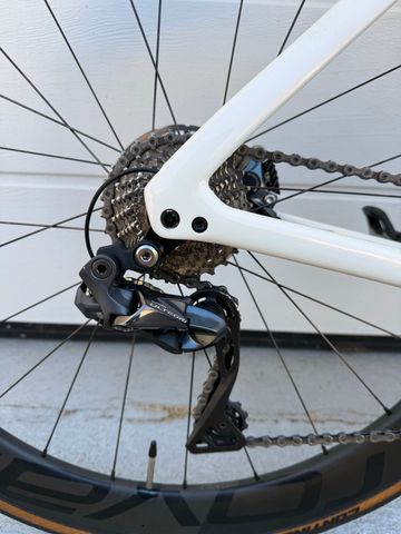 Specialiced Custom Shimano Ultegra Di2 2019 Road & Gravel usato, Bianco — immagine 5 di 7