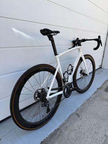 Specialiced Custom Shimano Ultegra Di2 2019 Road & Gravel usato, Bianco — immagine 7 di 7