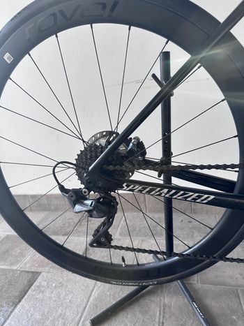 Used Specialized Tarmac Shimano Ultegra 2021 Road & Gravel, Red — image 4 of 6