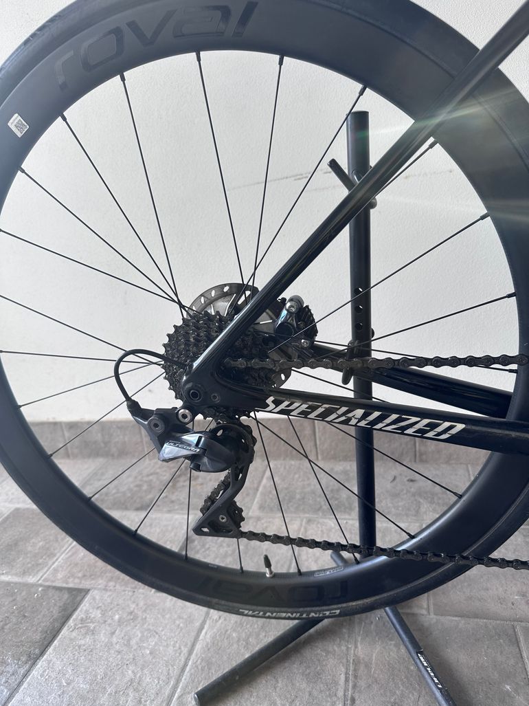 Used Specialized Tarmac Shimano Ultegra 2021 Road & Gravel, Red — image 4 of 6