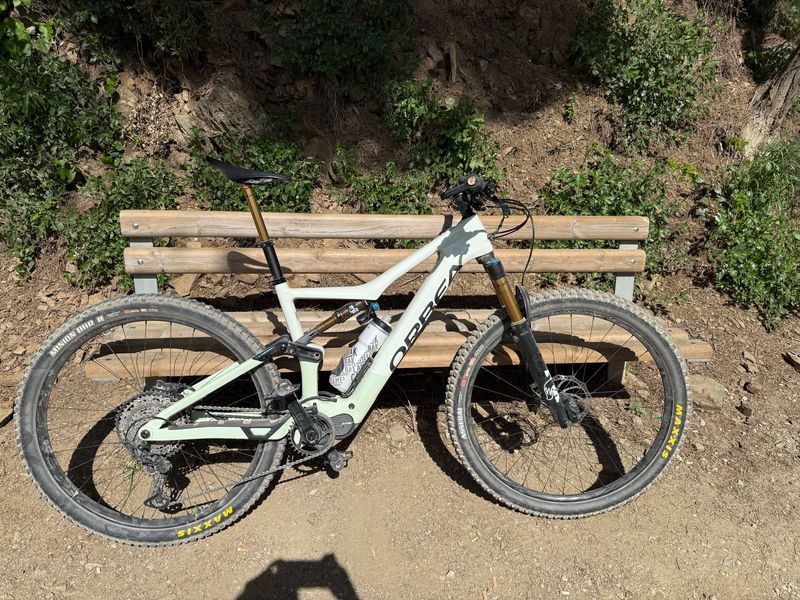 Used Orbea rise Custom Shimano Deore XT 2022 Mountainbike, Green — image 5 of 5
