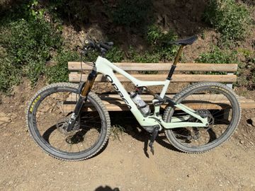 Used Orbea rise Custom Shimano Deore XT 2022 Mountainbike, Green — image 4 of 5