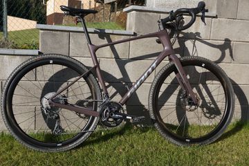 Giant Revolt Advanced 0 2023 2023 Road & Gravel d'occasion — image 2 sur 12