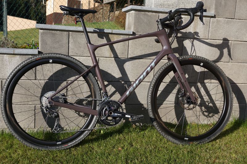 Giant Revolt Advanced 0 2023 2023 Road & Gravel d'occasion — image 2 sur 12