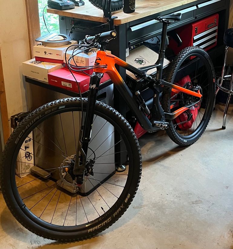 Used Cannondale Scalpel Carbon 2 2020 2020 Mountainbike, Orange, 29 — image 2 of 3