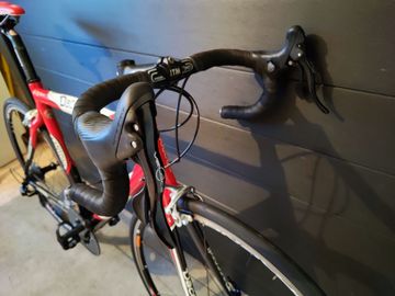 Used Daccordi Custom Campagnolo Chorus 2014 Road & Gravel, Red — image 7 of 10