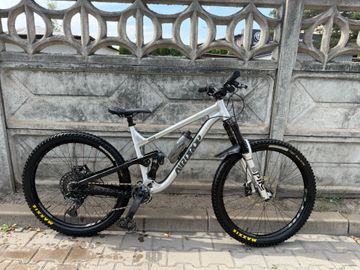 Airdrop Custom SRAM GX 2024 Mountainbike usato, Grigio chiaro — immagine 2 di 4