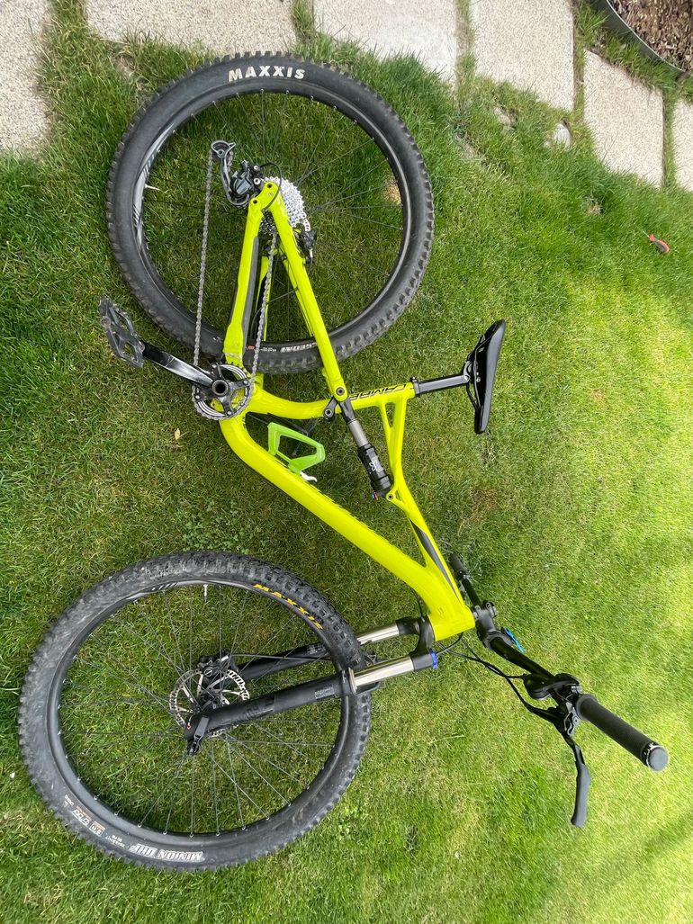 Used Specialiced Specialiced Custom Shimano Deore XT 2022 Mountainbike — image 1 of 11