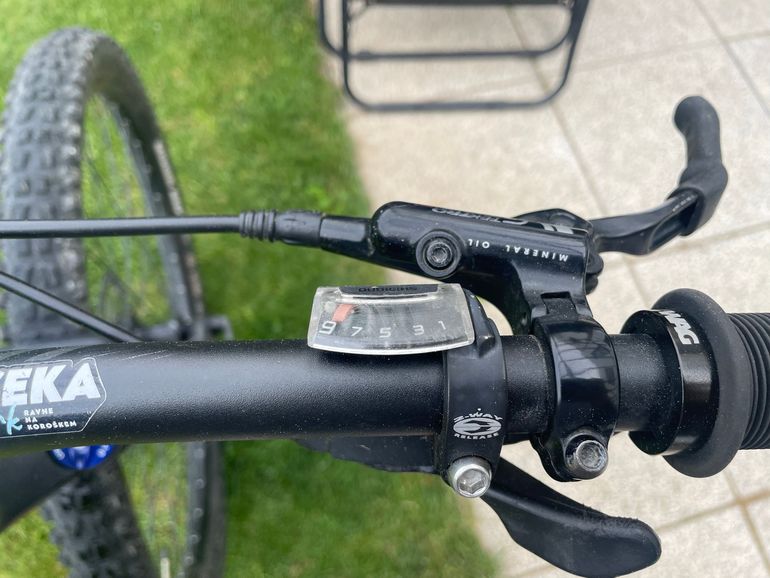 Used Specialiced Specialiced Custom Shimano Deore XT 2022 Mountainbike — image 9 of 11