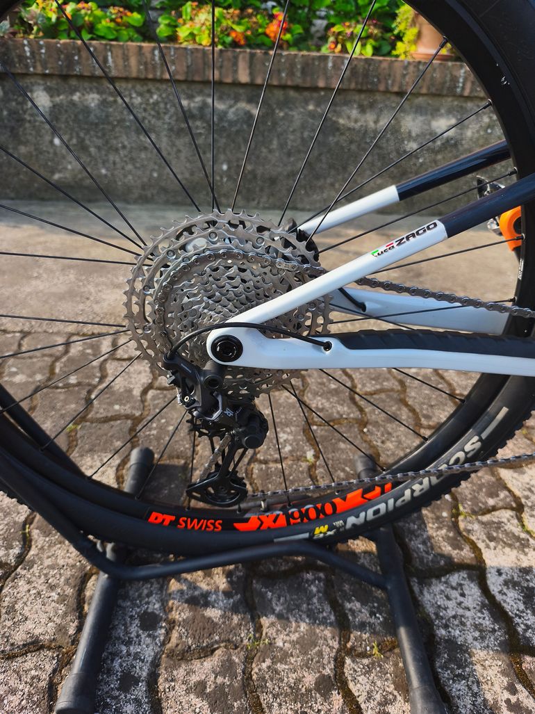 Used Orbea OIZ M30 2025 2025 Mountainbike, Blue, 29 — image 7 of 7