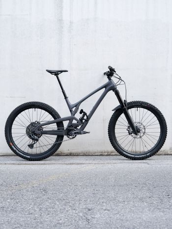 Evil, Evil Insurgent 2022 X01 Transmission EXT I9 Hydra Fox 38 Duke Carbon M