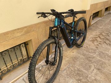 Cannondale Moterra 3 2023 Mountainbike usato, Blu — immagine 6 di 10