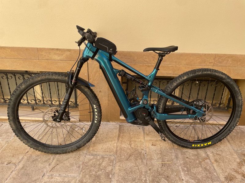 Cannondale Moterra 3 2023 Mountainbike usato, Blu — immagine 2 di 10