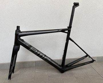 Used BMC Teammachine Slr01 2016 Frameset 2016 Road & Gravel, Black — image 1 of 17