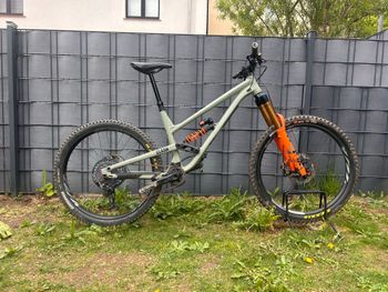 Commencal, Clash Custom 2022 SRAM X01 Eagle FOX38