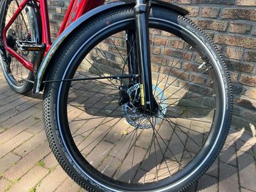 Tweedehands Trek Allant+ Shimano CUES 2025 Urban — afbeelding 5 van 8
