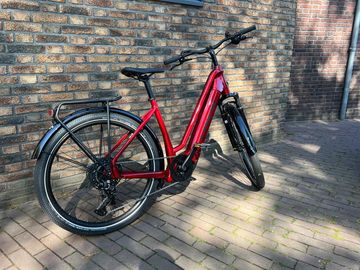 Tweedehands Trek Allant+ Shimano CUES 2025 Urban — afbeelding 2 van 8