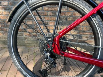 Tweedehands Trek Allant+ Shimano CUES 2025 Urban — afbeelding 6 van 8