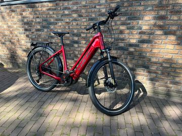 Tweedehands Trek Allant+ Shimano CUES 2025 Urban — afbeelding 3 van 8