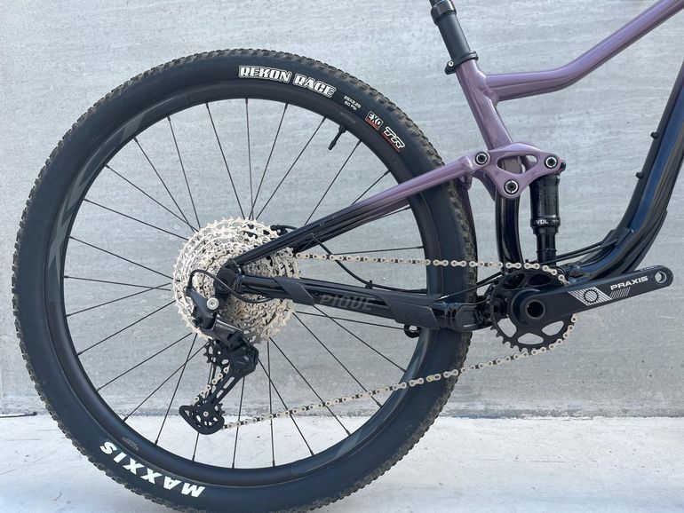 Used Liv Pique 29 2 2022 2022 Mountainbike, Purple, 29 — image 2 of 9