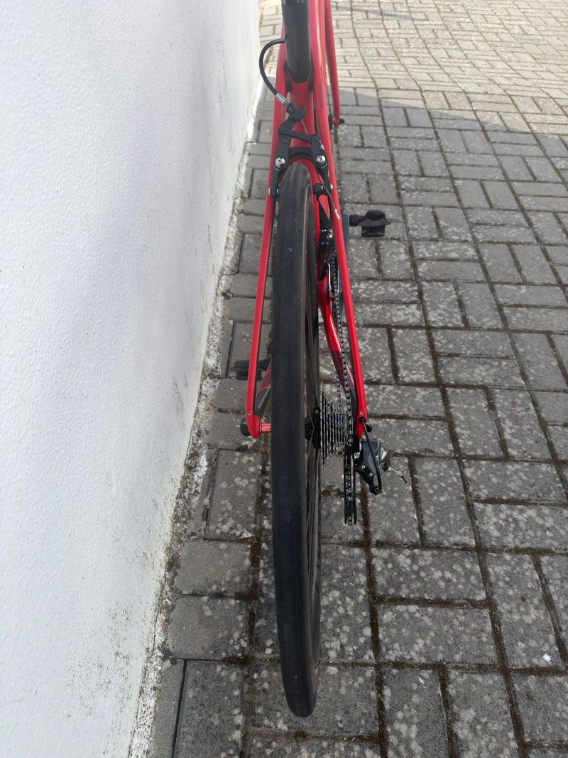Used Trek Domane SL 7 2018 2018 Road & Gravel, Red — image 6 of 8