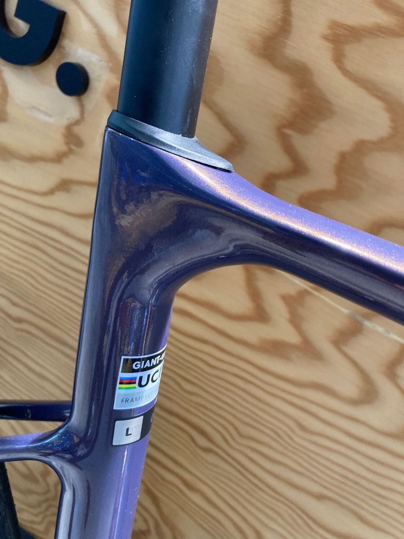 Gebrauchtes Giant Defy Advanced 0 2026 2026 Road & Gravel, Blau — Bild 5 von 8