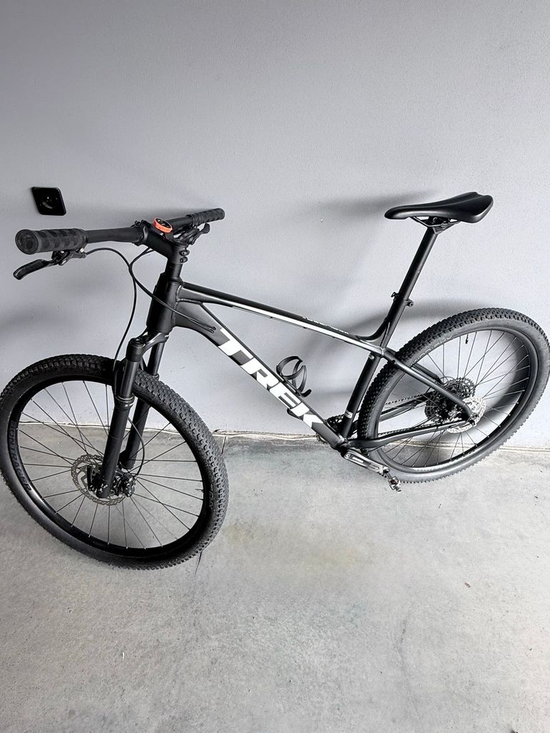 Used Trek X-caliber SRAM Rival 2023 Mountainbike — image 2 of 7