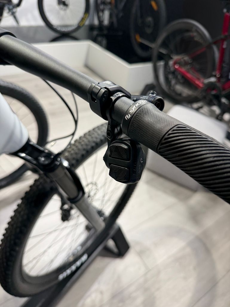 Used Scott Spark RC Team 2025 2025 Mountainbike — image 3 of 4