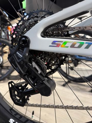 Używany Scott Spark RC Team 2025 2025 Mountainbike — zdjęcie 2 z 4