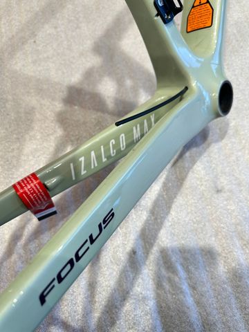 Używany Focus IZALCO MAX 8.8 2024 Frameset 2024 Road & Gravel — zdjęcie 5 z 5