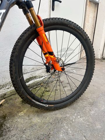 Used Orbea Oiz Shimano SLX 2021 Mountainbike, Blue — image 10 of 12