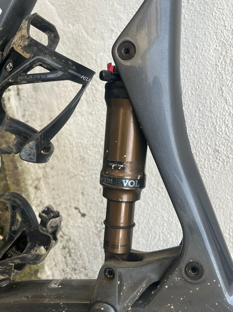 Used Orbea Oiz Shimano SLX 2021 Mountainbike, Blue — image 8 of 12