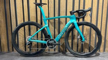 Pinarello, DOGMA F SRAM RED ETAP AXS 2025
