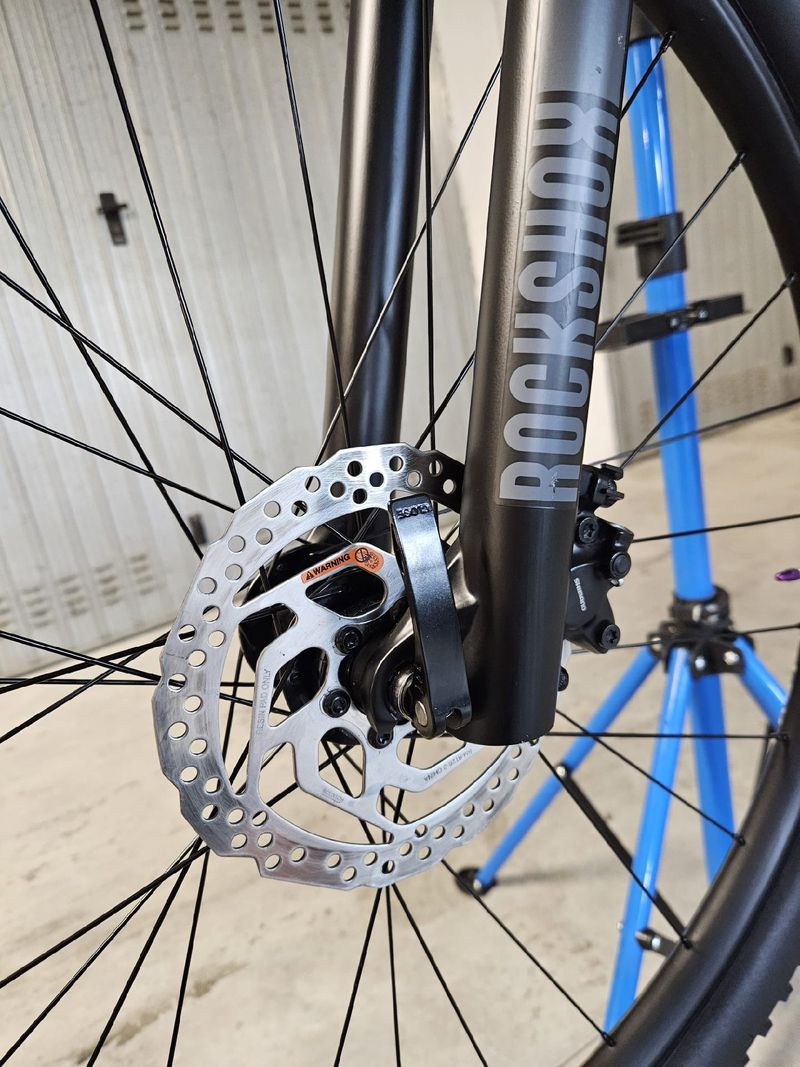 Gebrauchtes Specialized Rockhopper Shimano Deore XT 2025 MTB