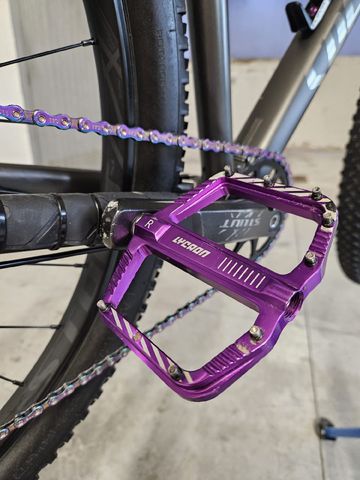 Używany Specialized Rockhopper Shimano Deore XT 2025 Mountainbike — zdjęcie 3 z 12