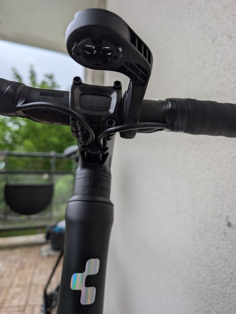 Used Cube Attain C:62 Slt 2025 Road & Gravel, Black — image 2 of 15