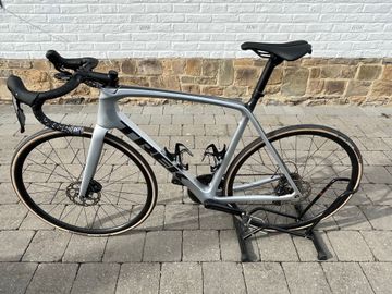 Brugt Trek Émonda SL 5 2024 2024 Road & Gravel — billede 6 af 7